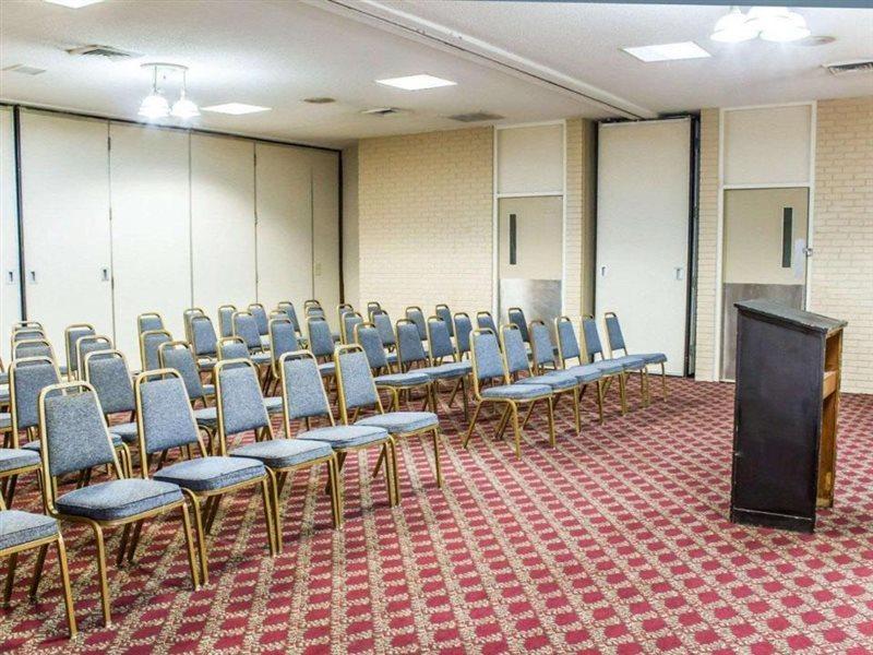 Dayspring Extended Stay Грийнсбъро Екстериор снимка