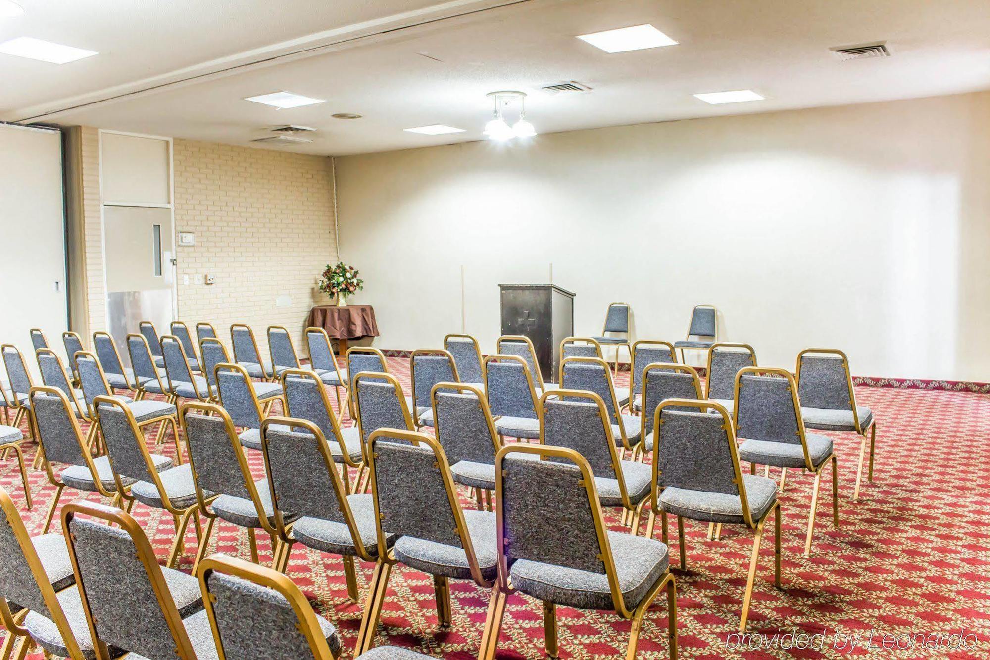 Dayspring Extended Stay Грийнсбъро Екстериор снимка